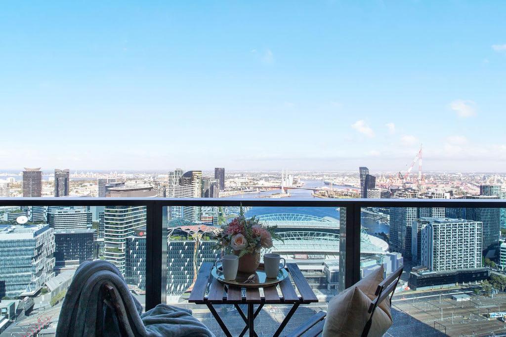 A Modern 2br With Harbour Views Free Parking *
